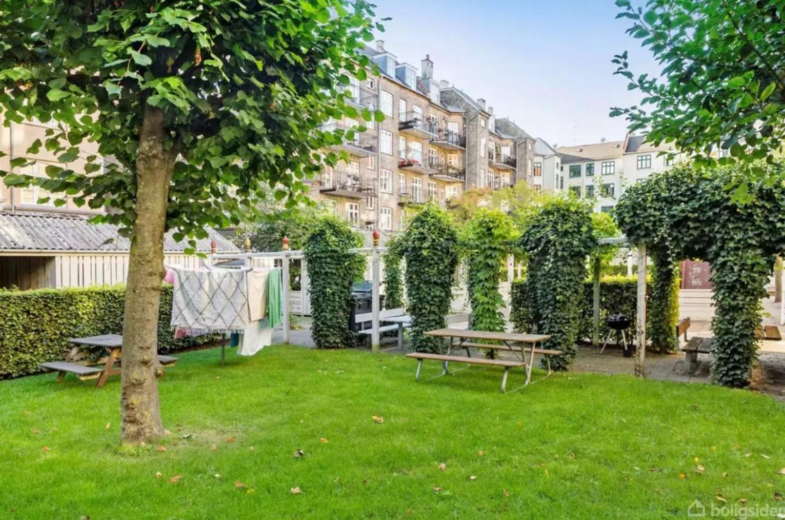 Frederiksberg Apartamento Copenhaga Exterior foto
